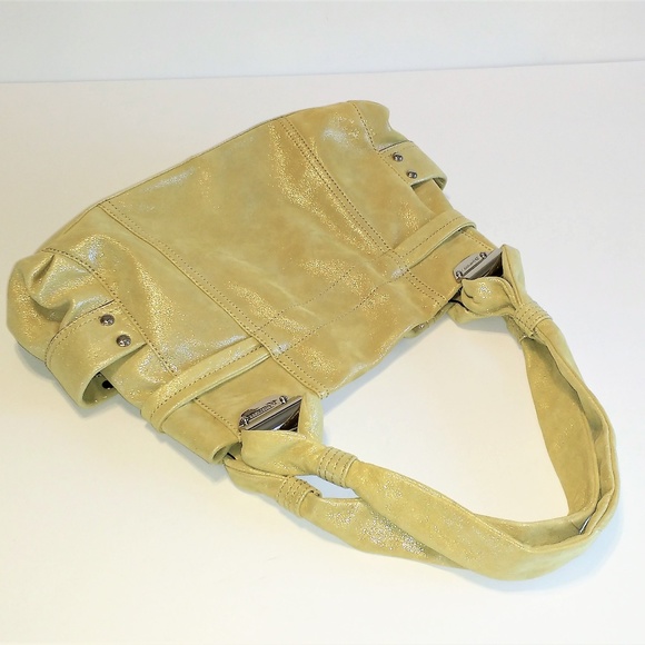 *B. Makowsky yellow-gold metallic sheen leather handbag - Picture 2 of 8